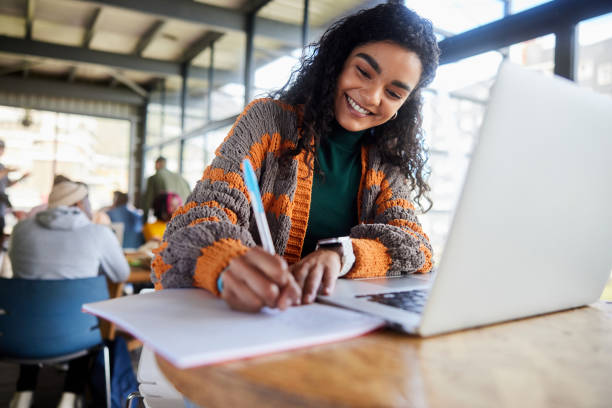 ONLINE BACHELOR OF ARTS